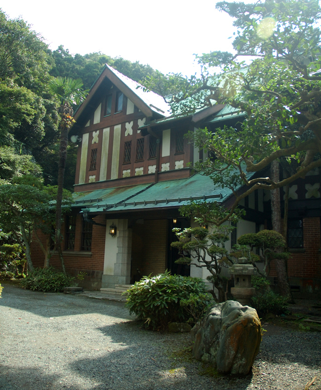 0051-1.jpg